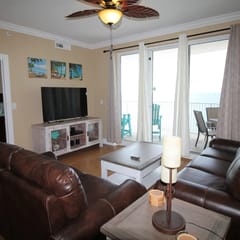 Emerald Isle 1002 - Beach chair service included! Affordable rates!