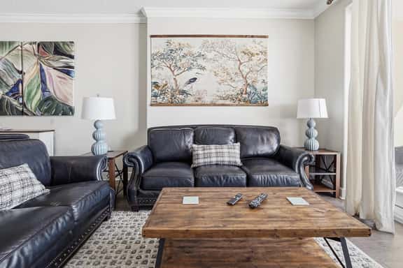 Emerald Isle 501 - Front row beach chair service included! Affordable rates! - Image 1
