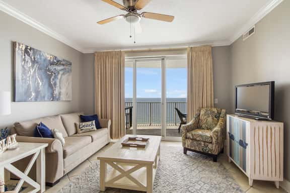 Emerald Isle 2209 -Beachfront condo! Beach chairs included! Assigned parking! - Image 1
