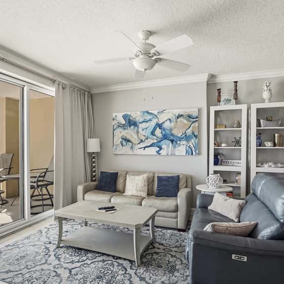 Emerald Isle 502 - Front row beach chair service included! Affordable rates! - Image 1