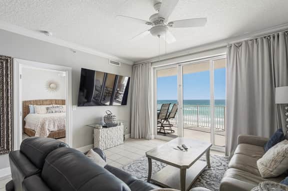 Emerald Isle 502 - Front row beach chair service included! Affordable rates!