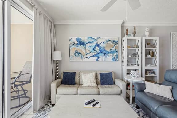 Emerald Isle 502 - Front row beach chair service included! Affordable rates!