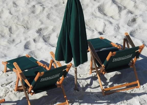 Emerald Isle 1309–Gulf-Front Corner Condo | Front-Row Beach Service Included