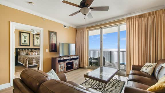 Emerald Isle 1704 - FRONT ROW BEACH CHAIRS INCLUDED! Affordable rates!