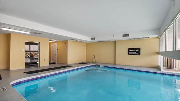 Emerald Isle 1905 - JUST COMPLETELY RENOVATED! Beach chair service included!