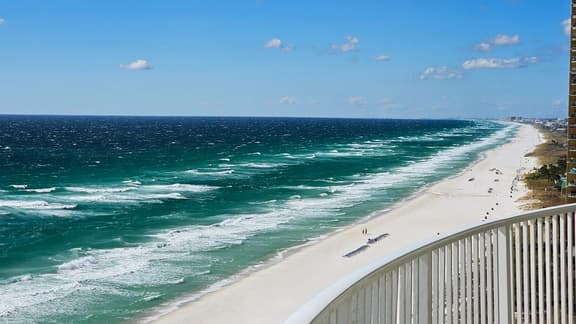Emerald Isle 1301 - New listing! Front row beach chairs included!