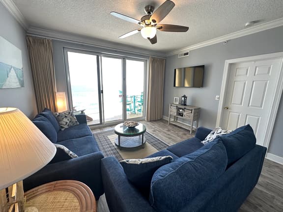Emerald Isle 1101 - Front row beach chair service included! Affordable rates!