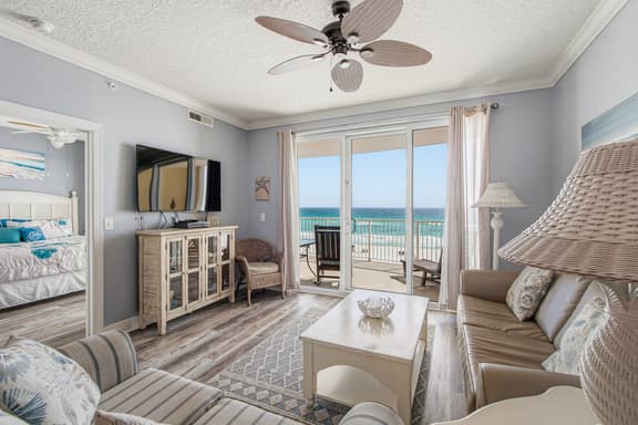 Emerald Isle 402 - Beach Chairs Included! Affordable rates!